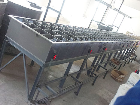 安全＋经济----新型密封萃取槽